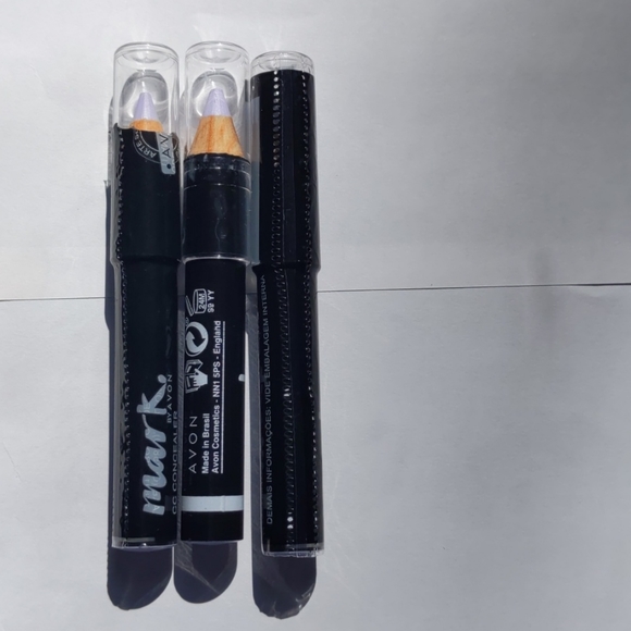 Avon Mark CC Concealer - Picture 1 of 6